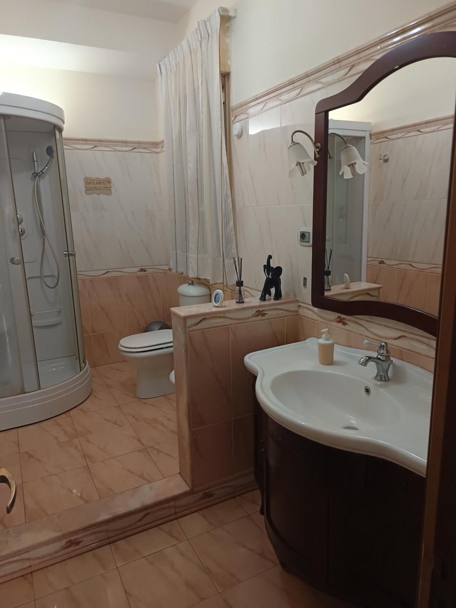 New Dawn Apartment, Appartamento Turistico, Casa Per Vacanza, Tre Camere Indipendenti CTA Exteriör bild